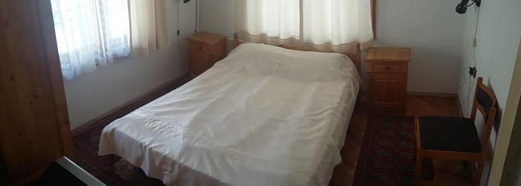 Guest Rooms Metaksinovi Chepelare Esterno foto